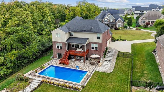 7053 Laurel Oaks Drive, West Chester, OH 45069