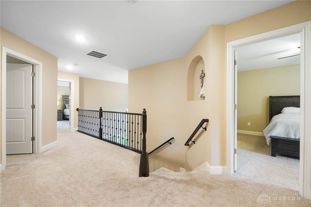 7053 Laurel Oaks Drive, West Chester, OH 45069