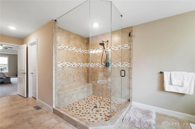 7053 Laurel Oaks Drive, West Chester, OH 45069