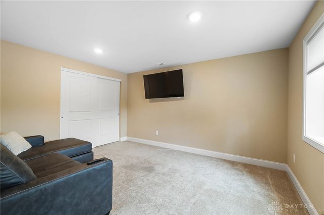 7053 Laurel Oaks Drive, West Chester, OH 45069