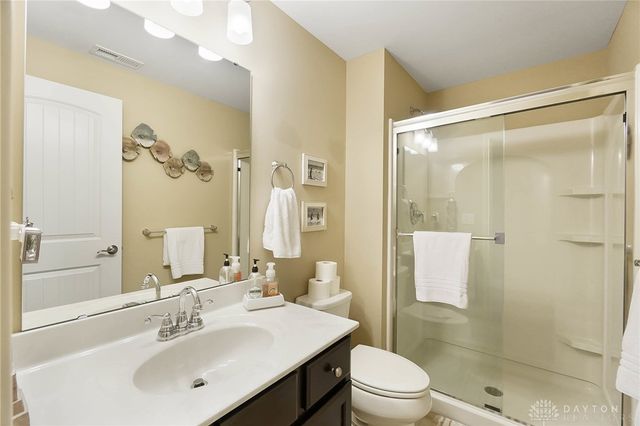 7053 Laurel Oaks Drive, West Chester, OH 45069