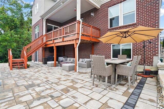 7053 Laurel Oaks Drive, West Chester, OH 45069