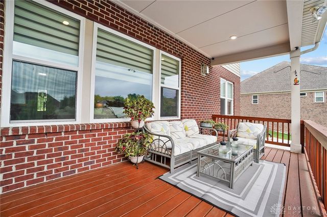 7053 Laurel Oaks Drive, West Chester, OH 45069