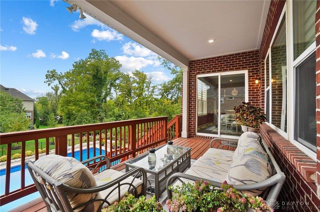 7053 Laurel Oaks Drive, West Chester, OH 45069