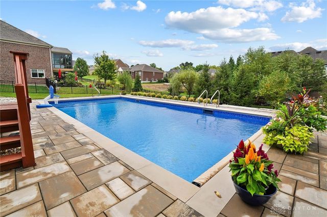 7053 Laurel Oaks Drive, West Chester, OH 45069