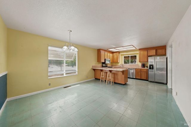 17002 Acacia Way, Clearlake Oaks, CA 95423