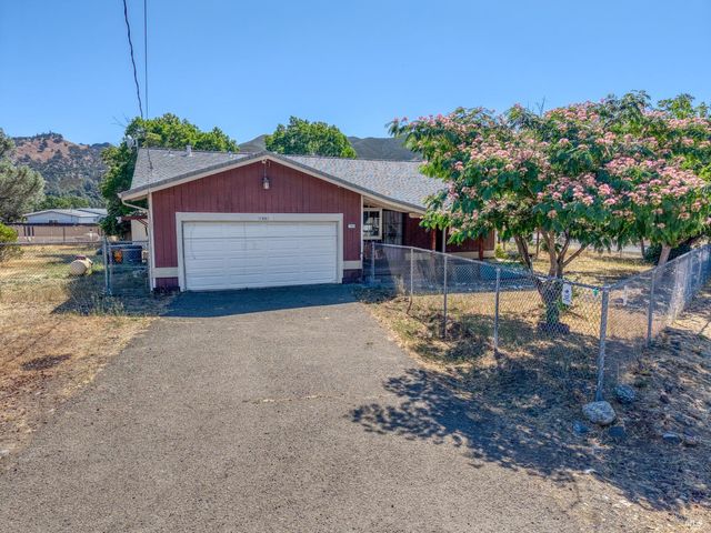 17002 Acacia Way, Clearlake Oaks, CA 95423