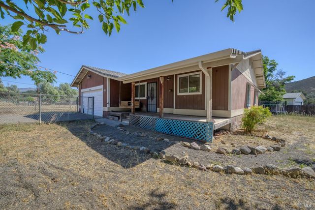 17002 Acacia Way, Clearlake Oaks, CA 95423
