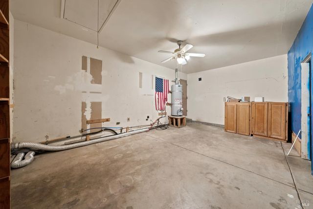 17002 Acacia Way, Clearlake Oaks, CA 95423
