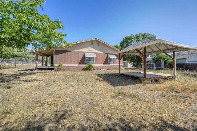 17002 Acacia Way, Clearlake Oaks, CA 95423