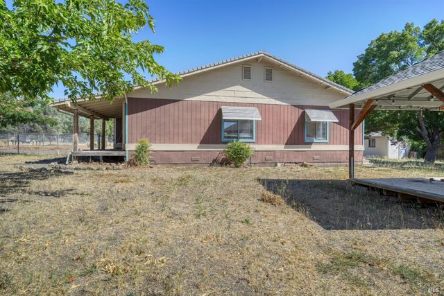 17002 Acacia Way, Clearlake Oaks, CA 95423