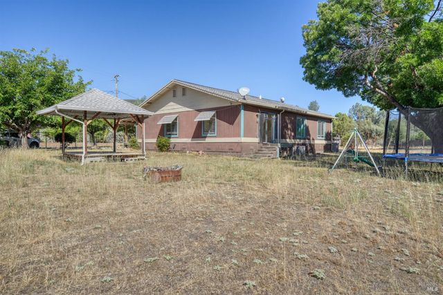 17002 Acacia Way, Clearlake Oaks, CA 95423