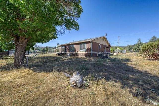 17002 Acacia Way, Clearlake Oaks, CA 95423
