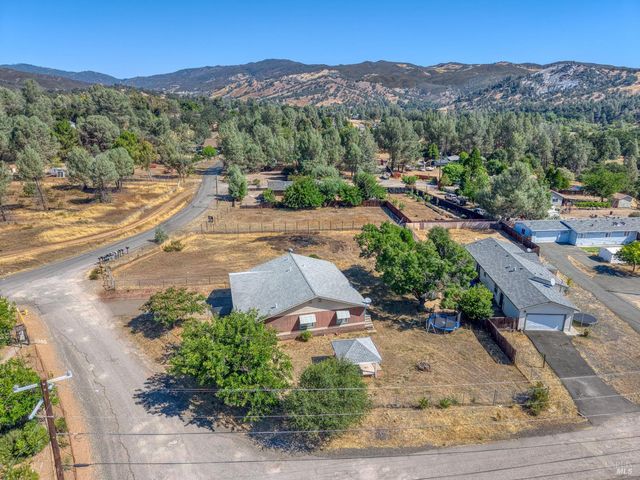 17002 Acacia Way, Clearlake Oaks, CA 95423
