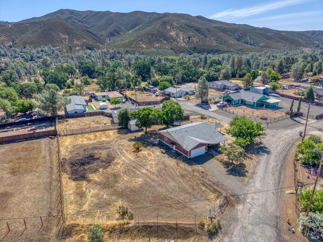 17002 Acacia Way, Clearlake Oaks, CA 95423