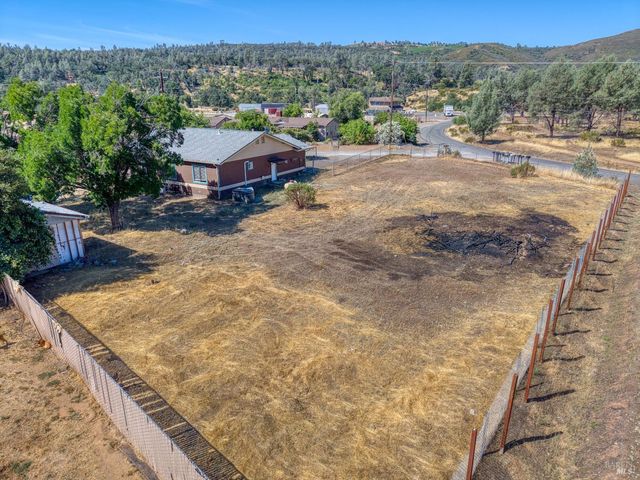 17002 Acacia Way, Clearlake Oaks, CA 95423