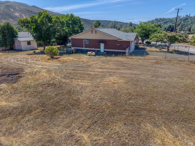 17002 Acacia Way, Clearlake Oaks, CA 95423