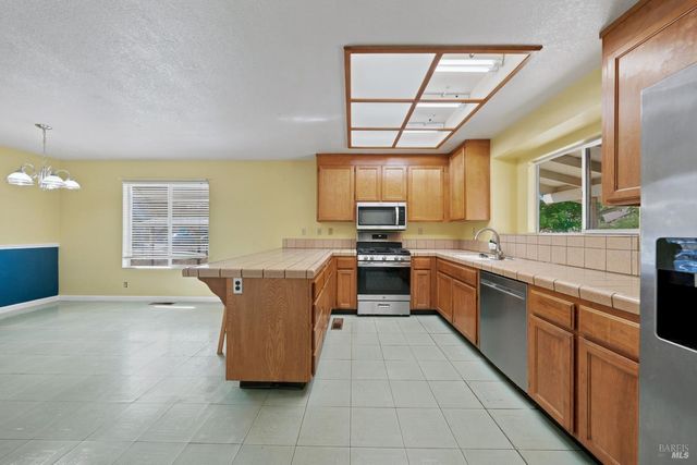 17002 Acacia Way, Clearlake Oaks, CA 95423