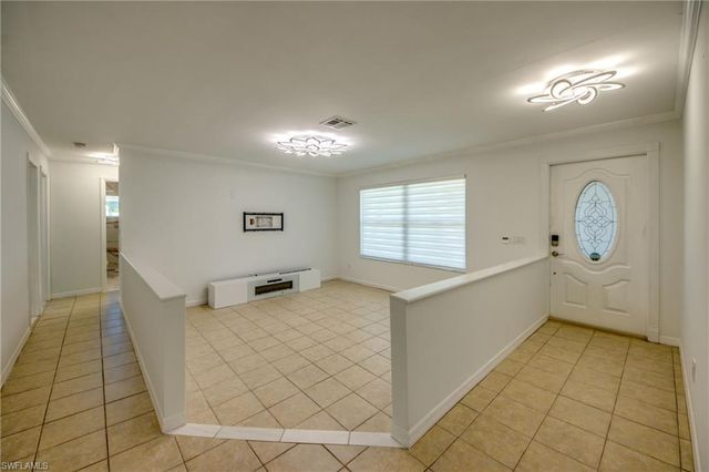 1210 SE 29th TER, Cape Coral, FL 33904