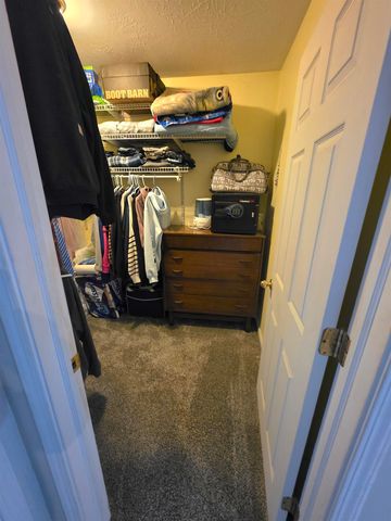 1708 W Ridge Road, Bay City, MI 48708