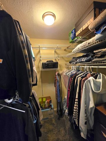 1708 W Ridge Road, Bay City, MI 48708