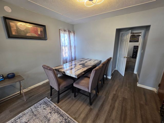 1708 W Ridge Road, Bay City, MI 48708