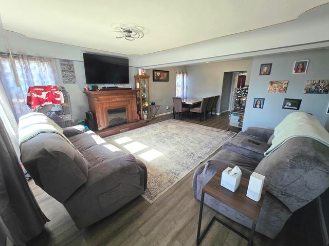 1708 W Ridge Road, Bay City, MI 48708