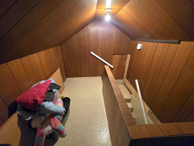 1708 W Ridge Road, Bay City, MI 48708