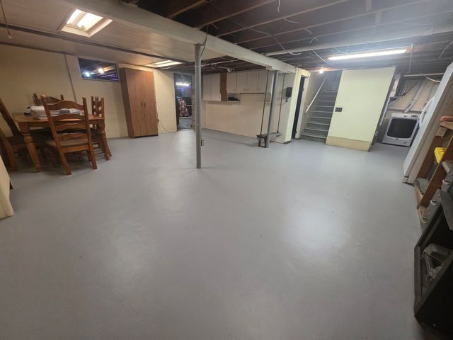 1708 W Ridge Road, Bay City, MI 48708