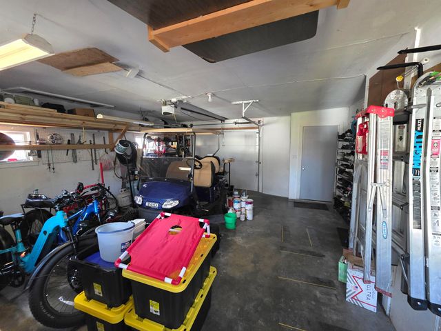 1708 W Ridge Road, Bay City, MI 48708