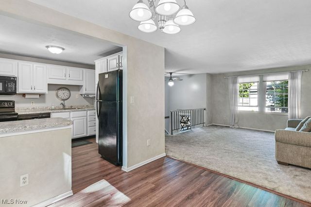 10265 Beaver Trail, Aurora, OH 44202