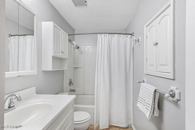 10265 Beaver Trail, Aurora, OH 44202