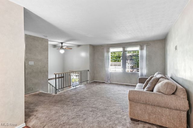 10265 Beaver Trail, Aurora, OH 44202