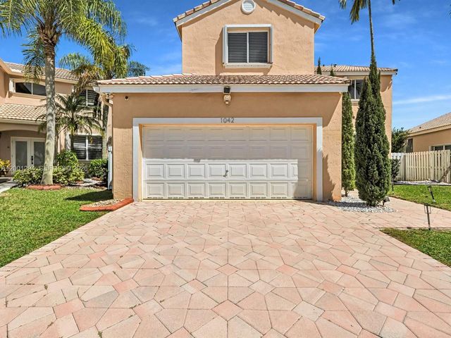 1042 Thistle Creek Ct, Weston, FL 33327
