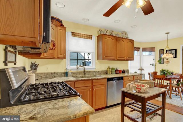 216 FOX GROVE PL, Hummelstown, PA 17036