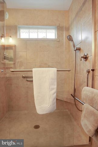 216 FOX GROVE PL, Hummelstown, PA 17036