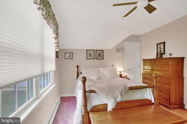 216 FOX GROVE PL, Hummelstown, PA 17036