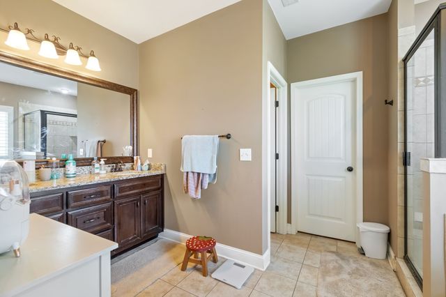 1021 Brokencreek Ln, Murfreesboro, TN 37129