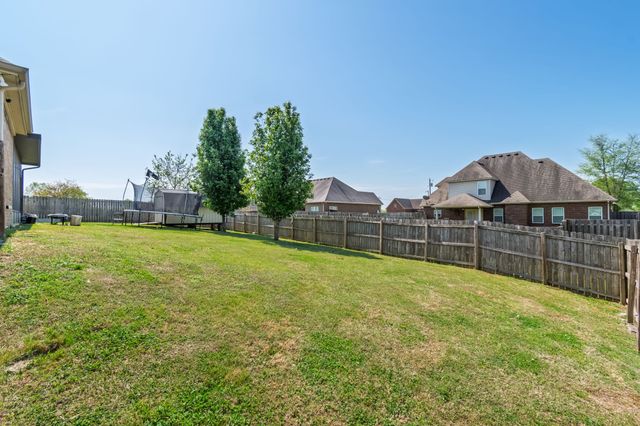 1021 Brokencreek Ln, Murfreesboro, TN 37129