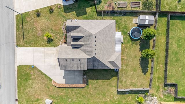 1021 Brokencreek Ln, Murfreesboro, TN 37129