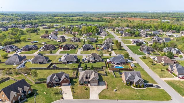 1021 Brokencreek Ln, Murfreesboro, TN 37129