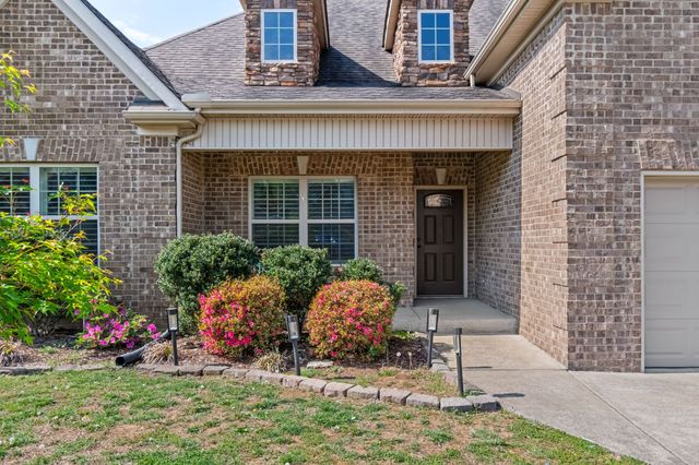 1021 Brokencreek Ln, Murfreesboro, TN 37129