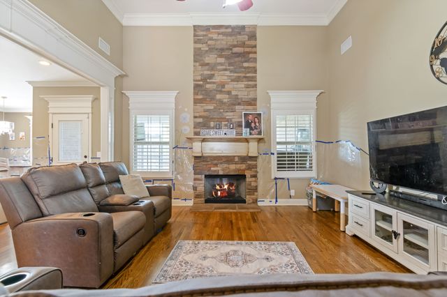 1021 Brokencreek Ln, Murfreesboro, TN 37129