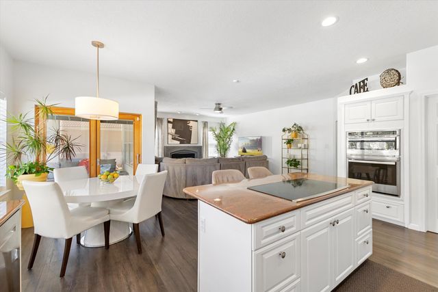 3545 Newcastle Drive SE, Rio Rancho, NM 87124