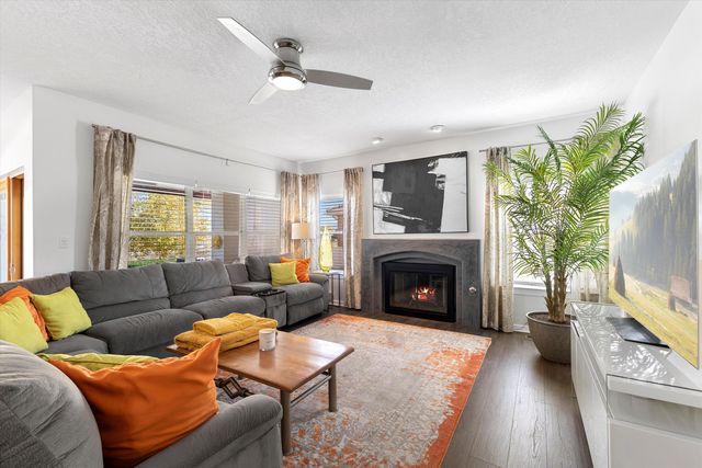 3545 Newcastle Drive SE, Rio Rancho, NM 87124