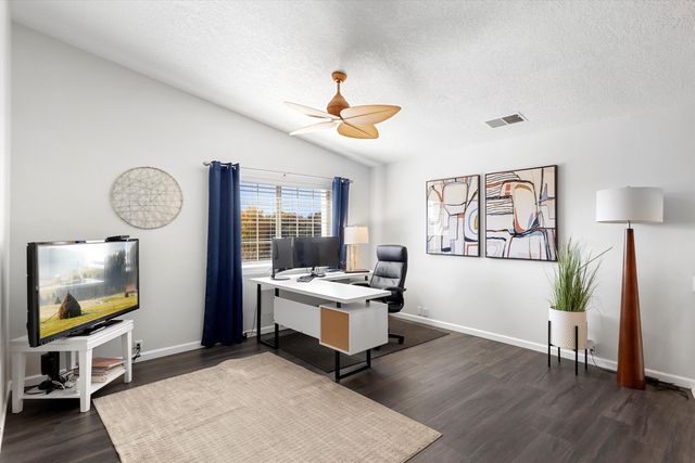 3545 Newcastle Drive SE, Rio Rancho, NM 87124