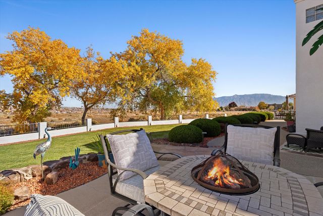 3545 Newcastle Drive SE, Rio Rancho, NM 87124