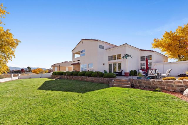 3545 Newcastle Drive SE, Rio Rancho, NM 87124