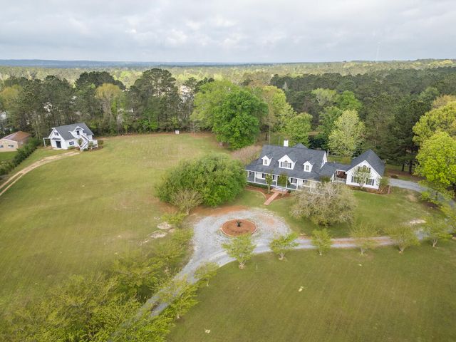 1814 Old Highway 24, Hattiesburg, MS 39402