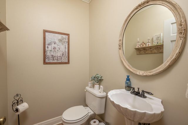 1814 Old Highway 24, Hattiesburg, MS 39402